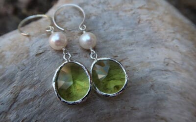 Peridot Green & Pearl Tear Drop Earrings